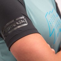 FRESH TRASH WOMEN´S, Horizon short sleeve tee mint/black