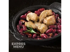 Expres Menu Bravčové mäso s fazuľami a lečom – 1 porcia, 300 g