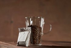 Káva do kapsy Indonésie mletá káva ve filtru 5 kusů