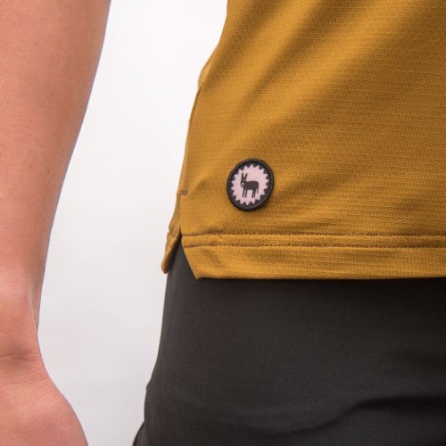 FRESH TRASH WOMEN´S, Horizon short sleeve tee golden/black