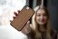 BeWooden Dots Case – Drevený obal na iPhone 15, Pro a Pro Max
