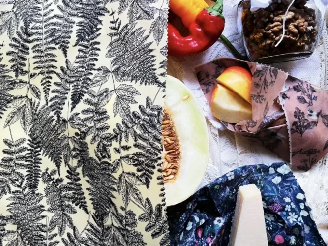 Božan balič Pytloň voskovaný sáčok 27 × 40 cm, Kapradie