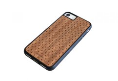 BeWooden Dots Case – Drevený obal na iPhone 14, Pro a Pro Max
