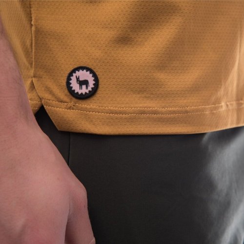 FRESH TRASH MEN´S, Horizon short sleeve tee golden/black