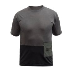 FRESH TRASH MEN´S, Lite merino pocket jersey olive green/black
